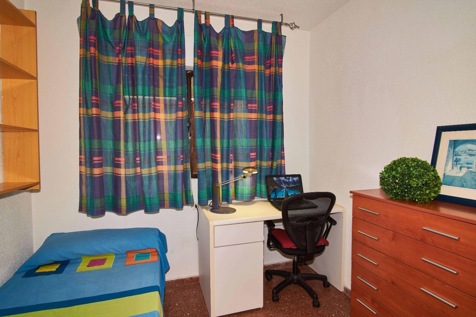 Flat for Rent in Granada