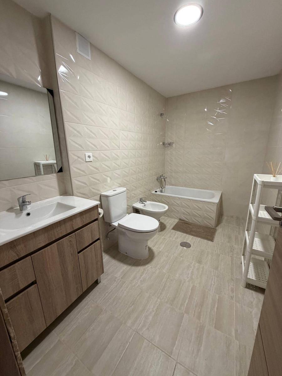 Flat for Rent in Granada