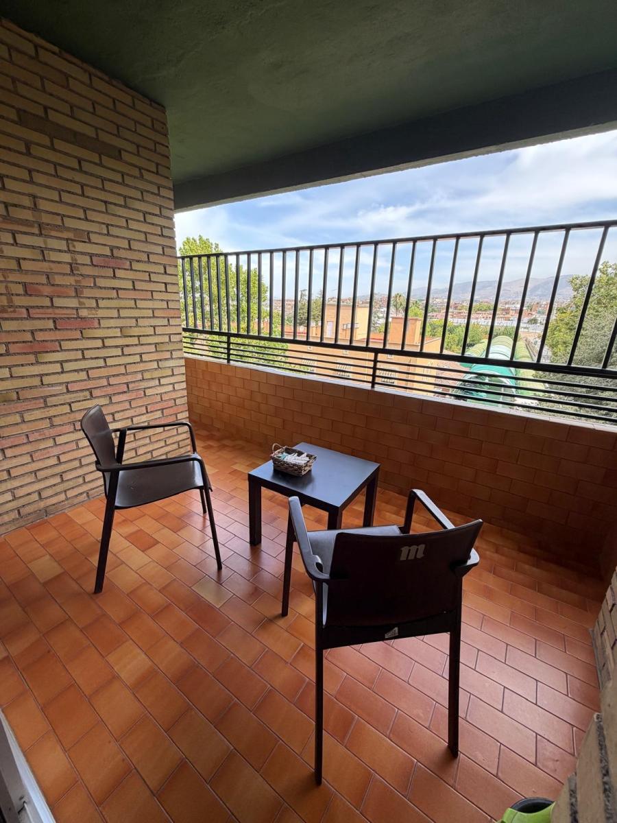 Flat for Rent in Granada