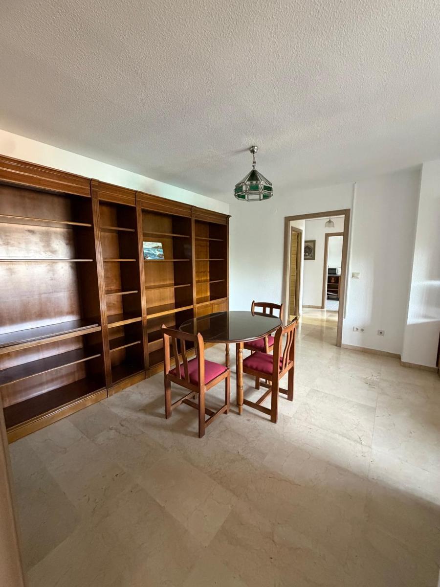 Flat for Rent in Granada
