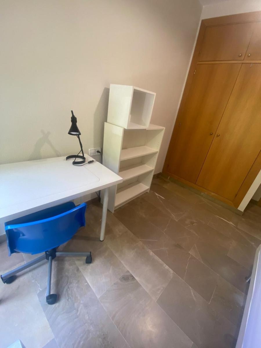 Flat for Rent in Granada