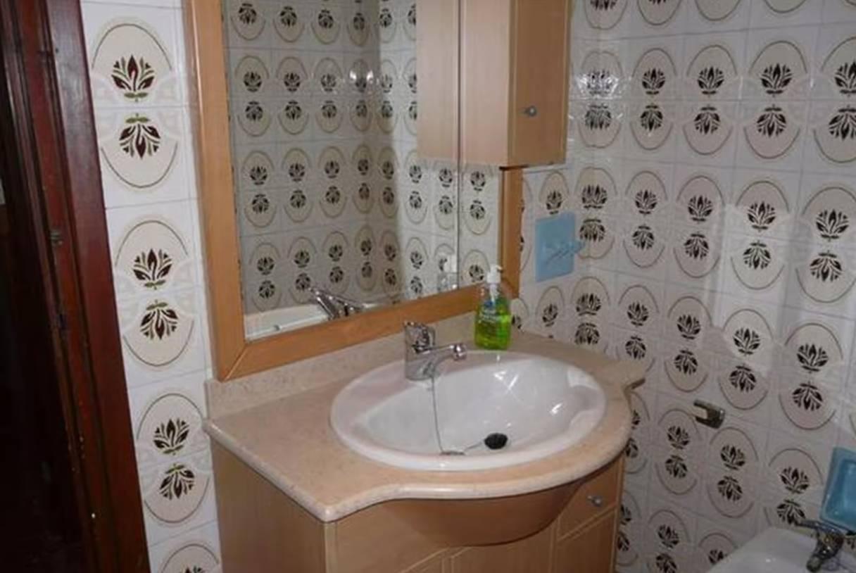 Flat for Rent in Granada