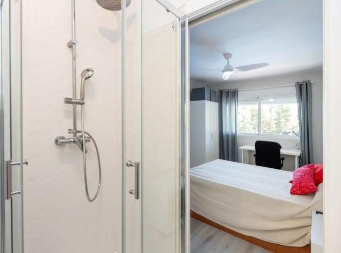 Flat for Rent in Granada
