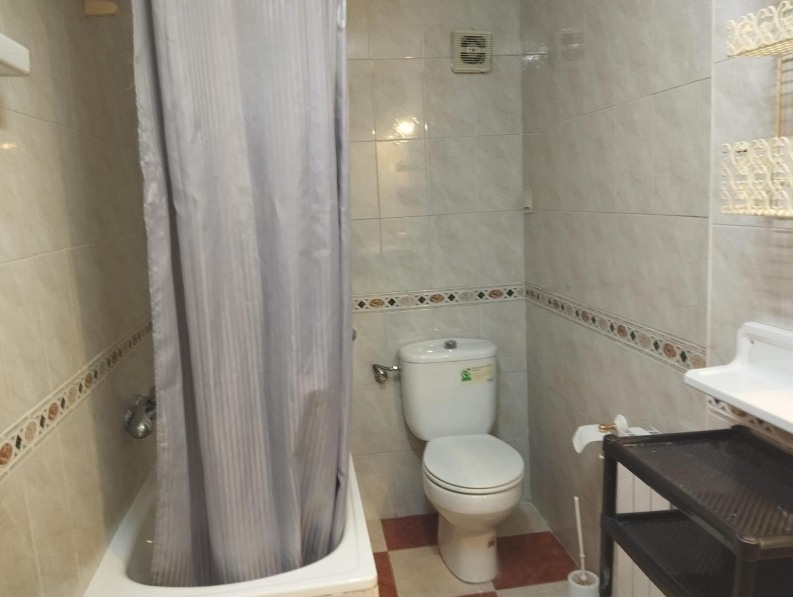 Flat for Rent in Granada