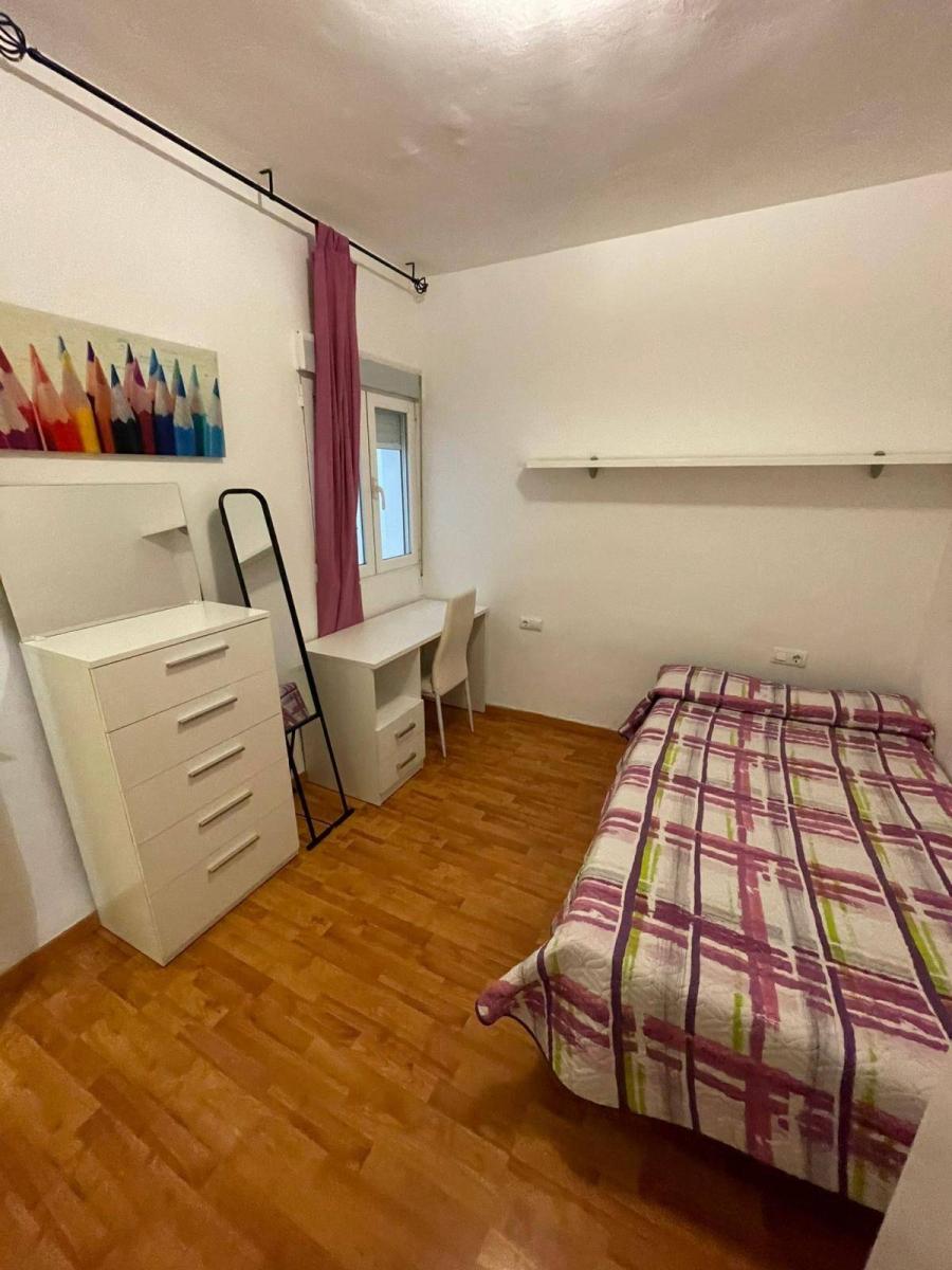 Flat for Rent in Granada