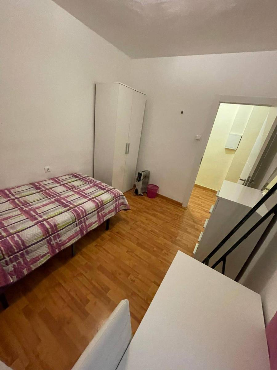 Flat for Rent in Granada