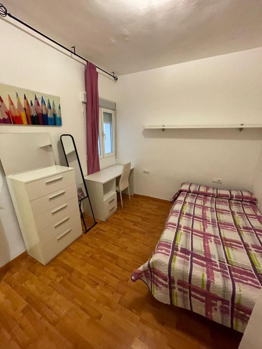 Flat for Rent in Granada