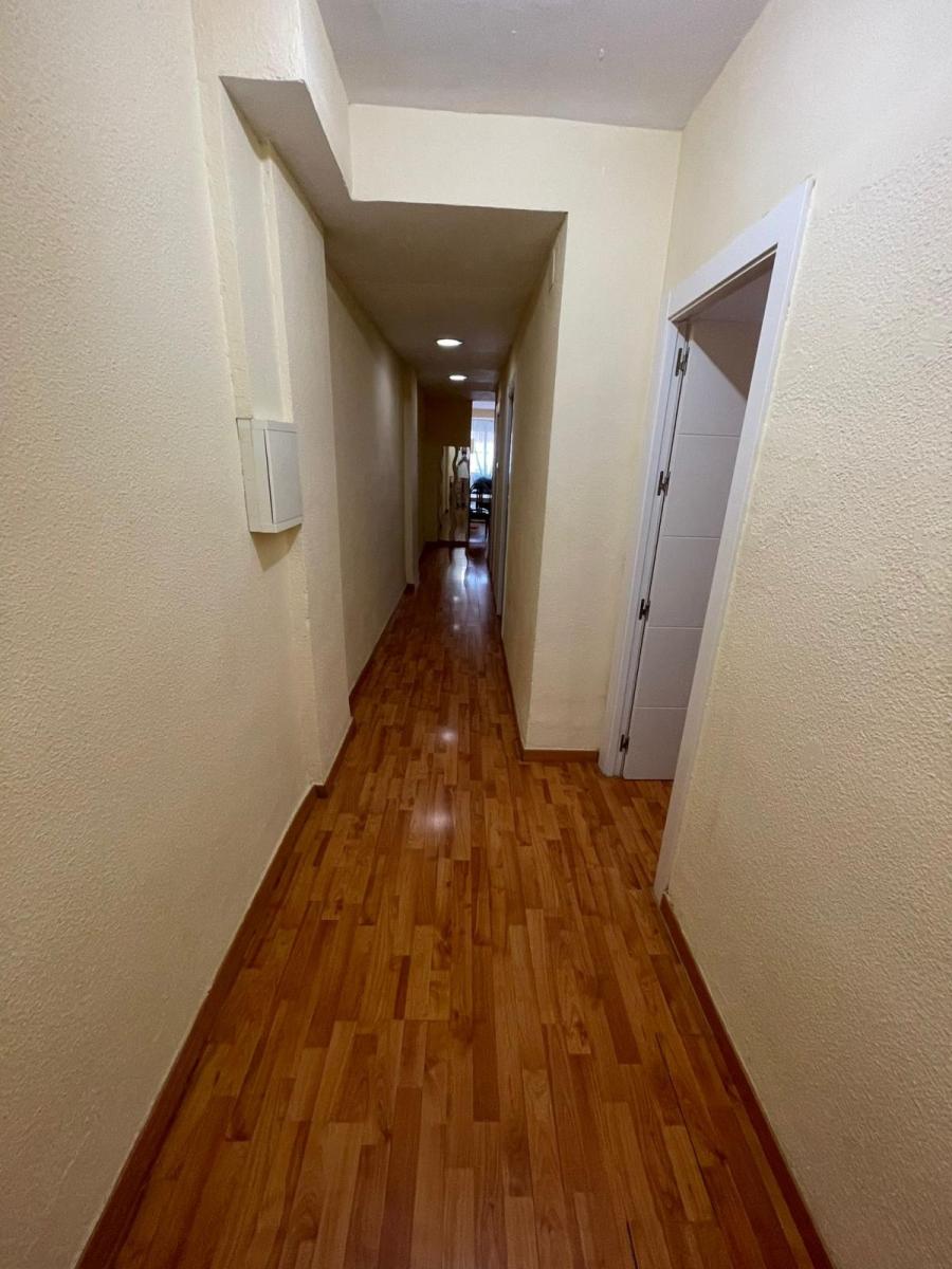 Flat for Rent in Granada