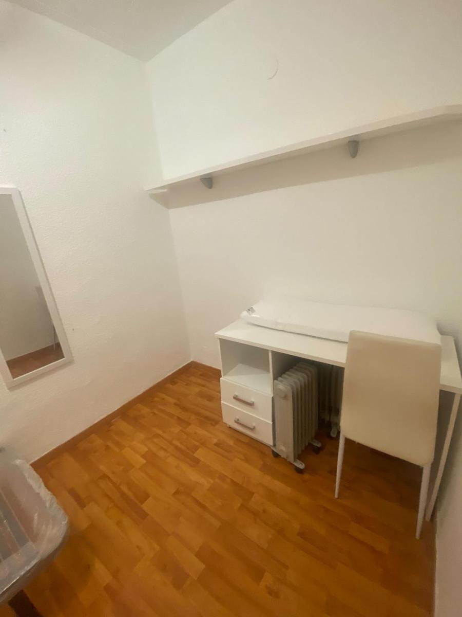 Flat for Rent in Granada