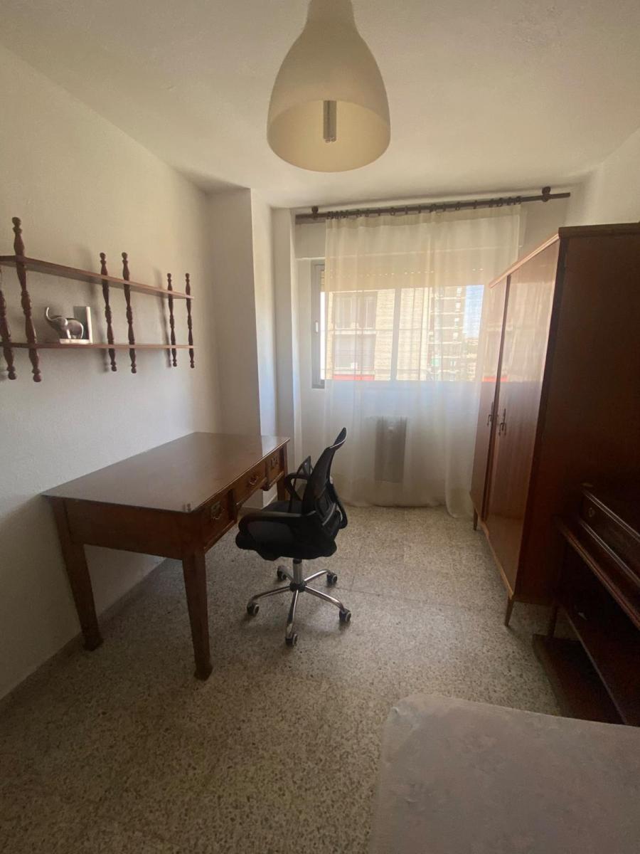 Flat for Rent in Granada