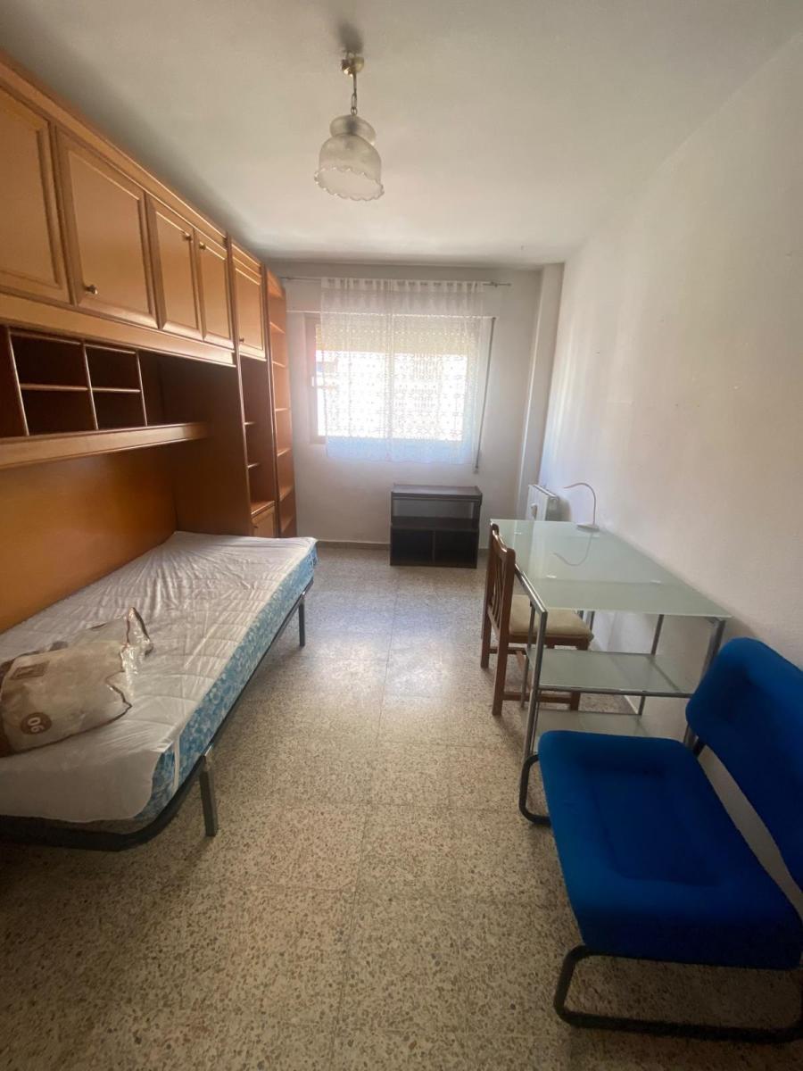 Flat for Rent in Granada