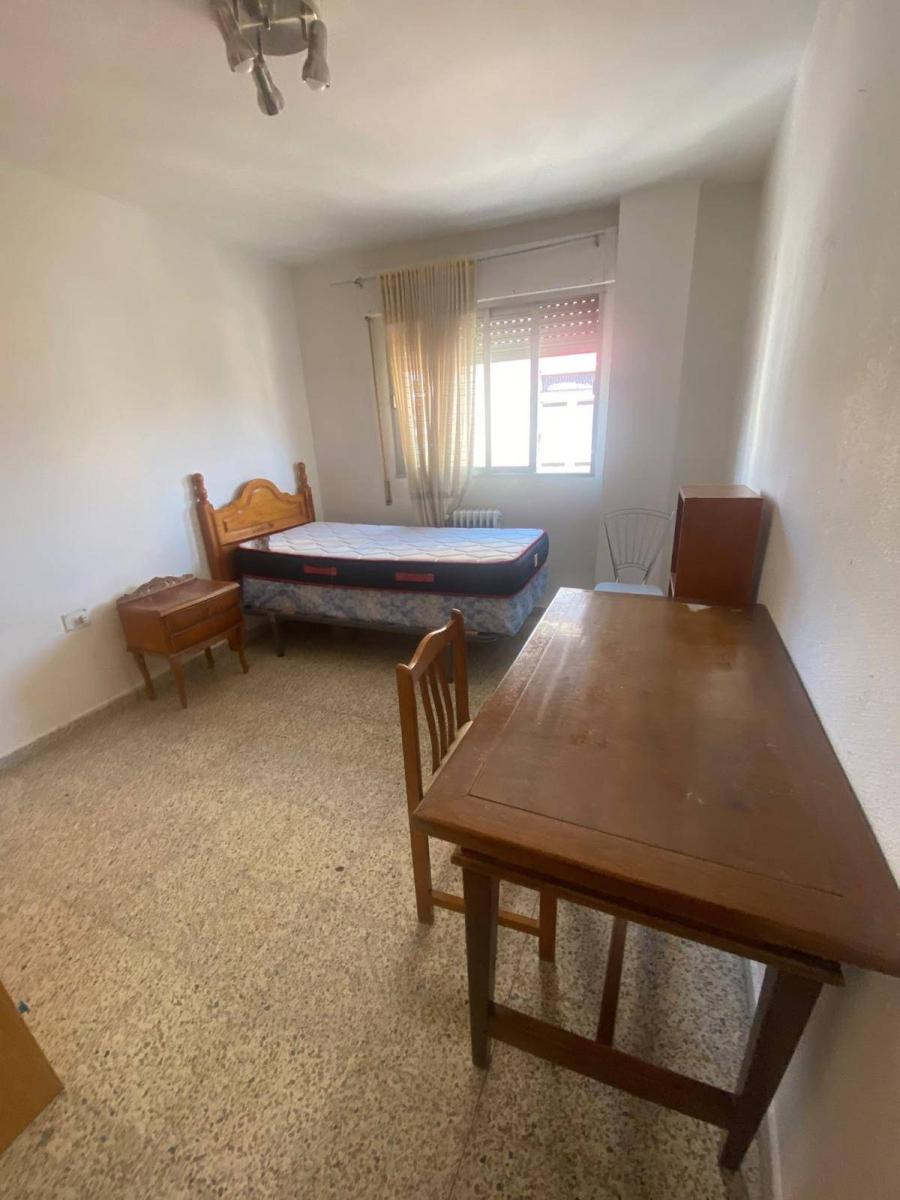 Flat for Rent in Granada