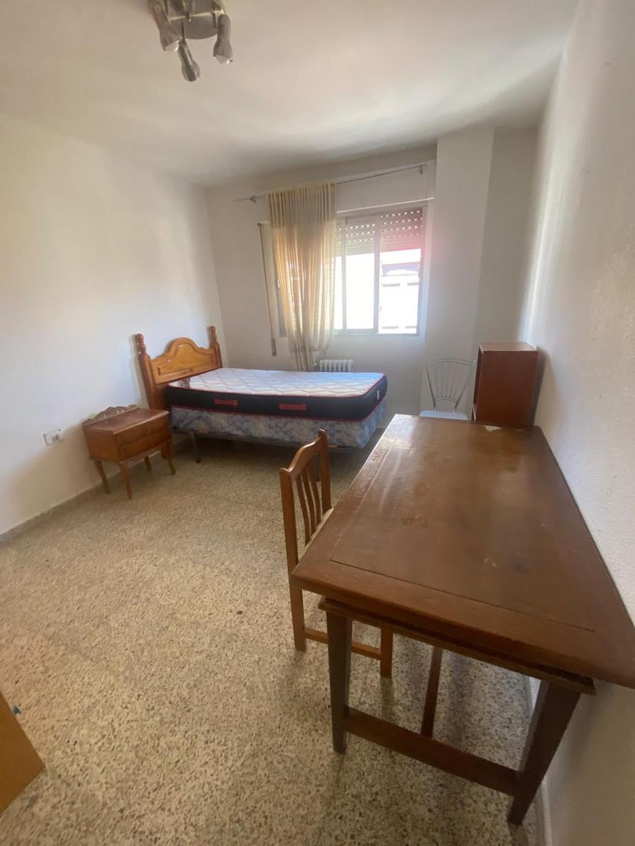 Flat for Rent in Granada