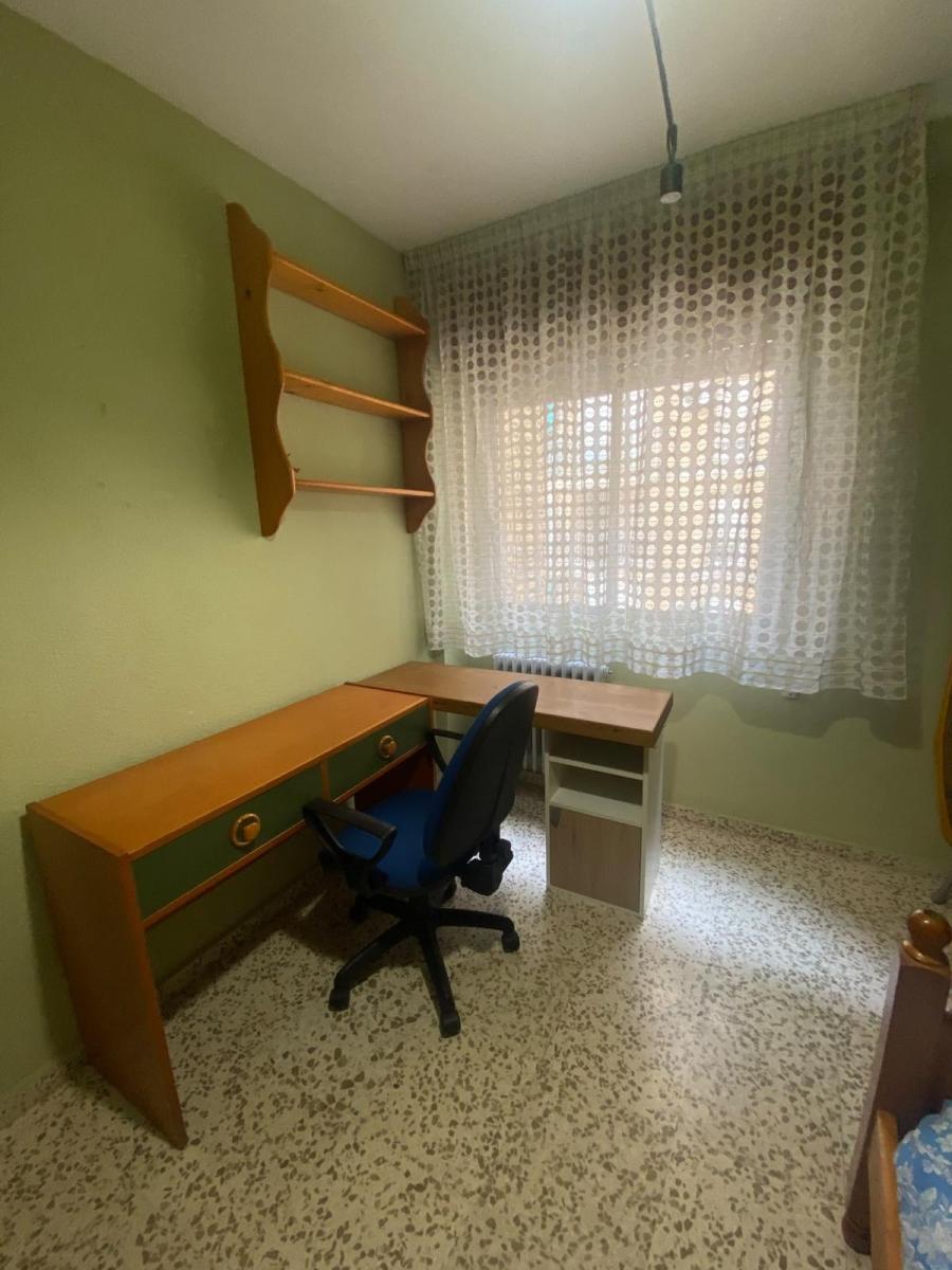Flat for Rent in Granada