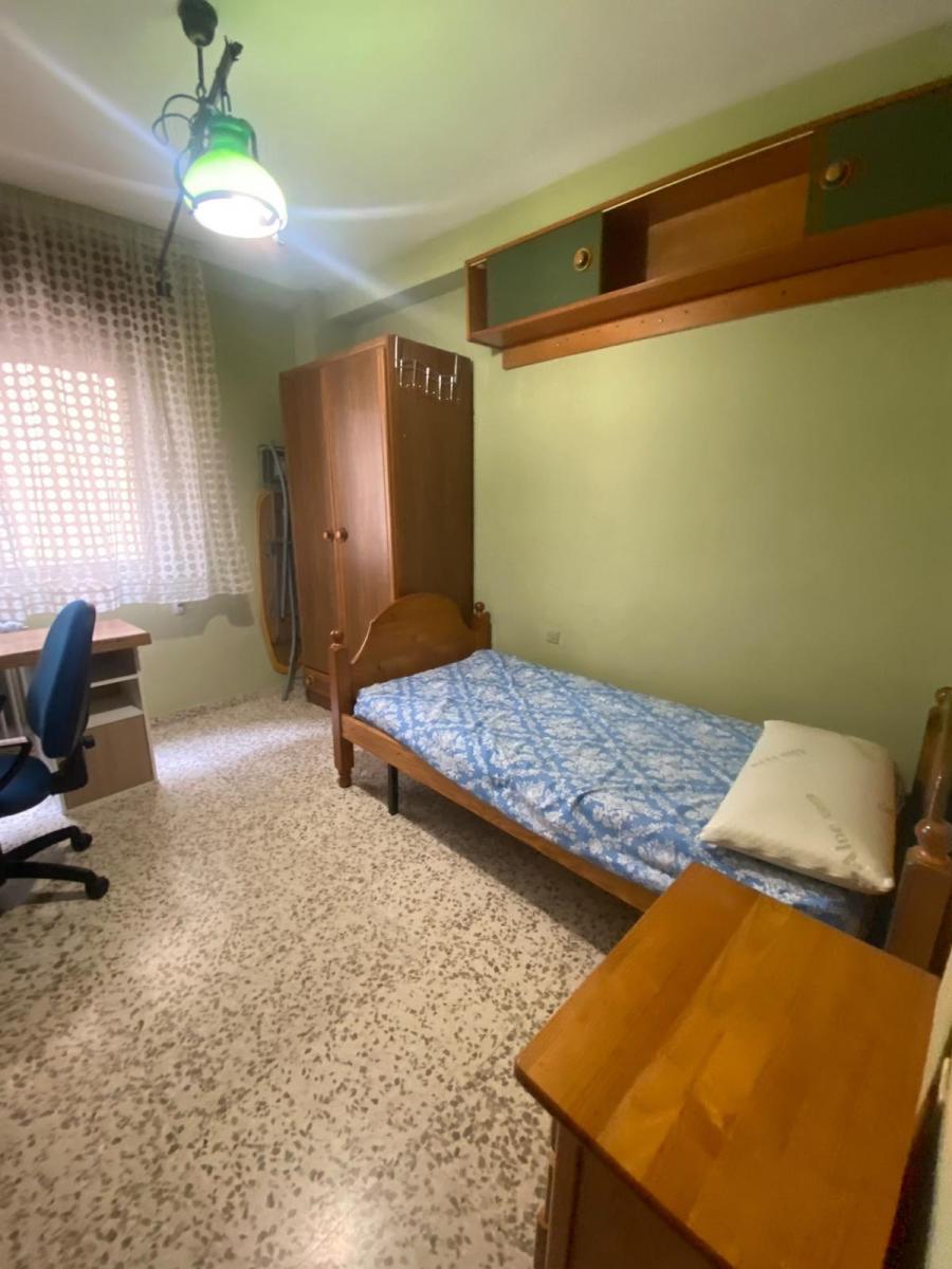 Flat for Rent in Granada