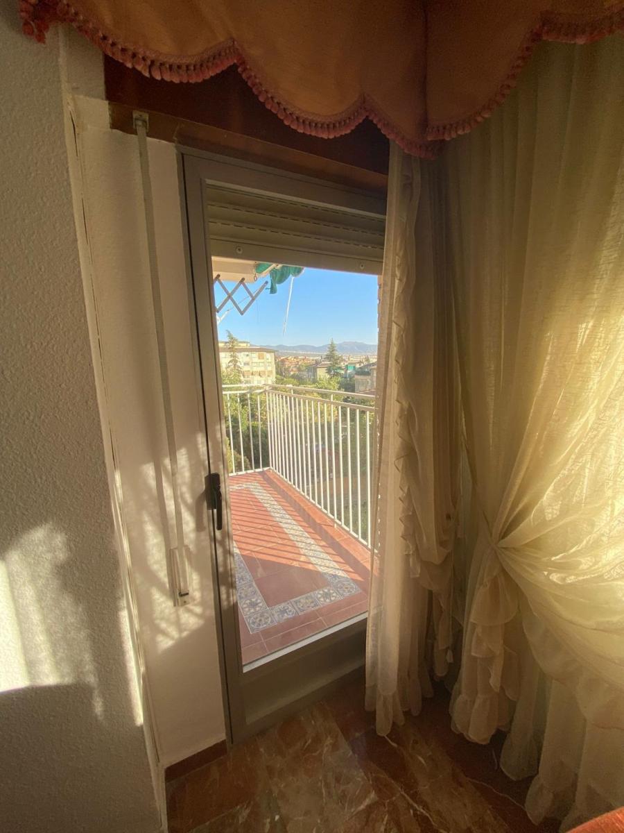 Flat for Rent in Granada