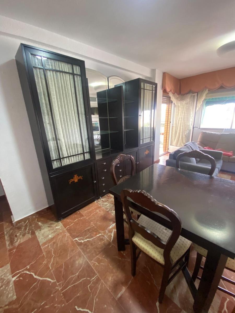 Flat for Rent in Granada