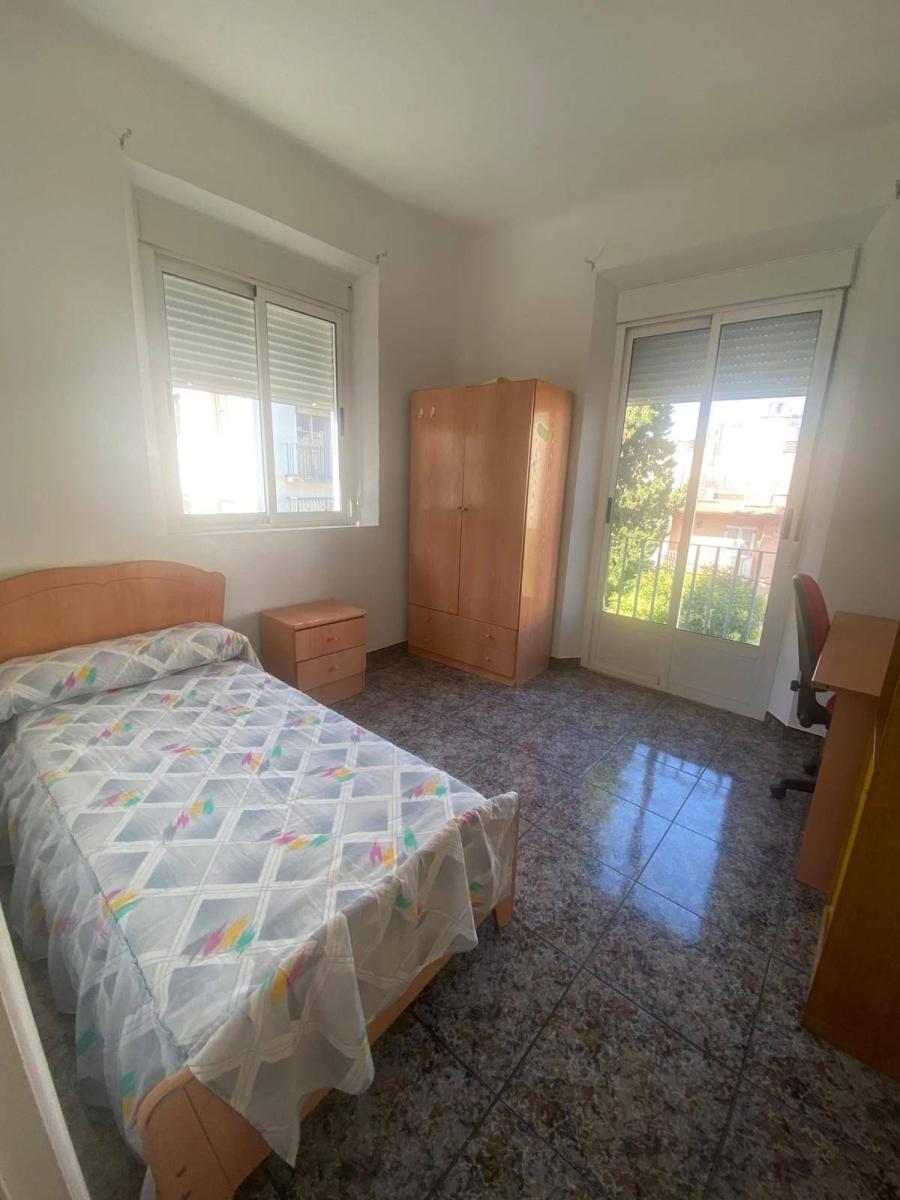 Flat for Sale in Granada