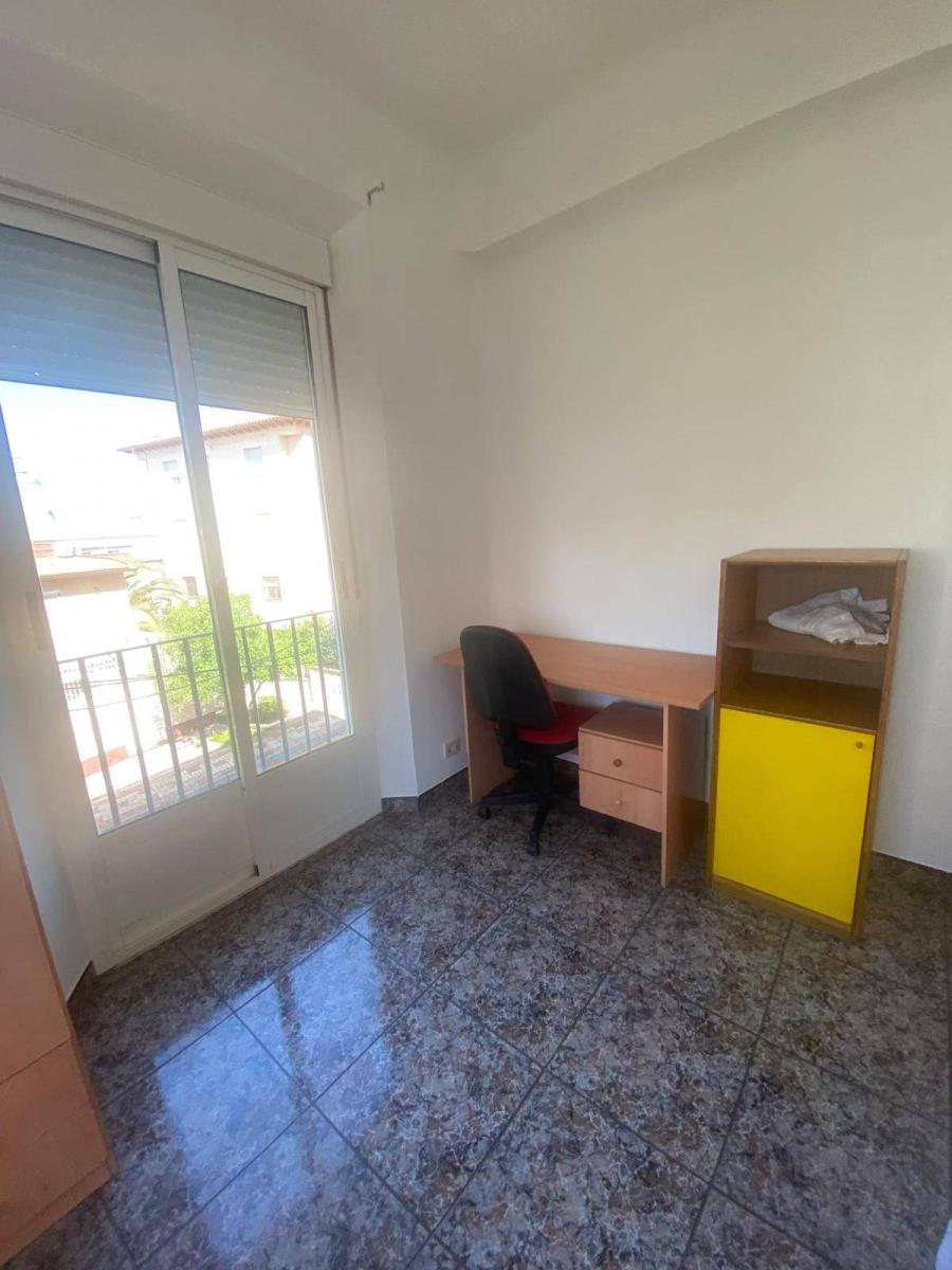 Flat for Sale in Granada