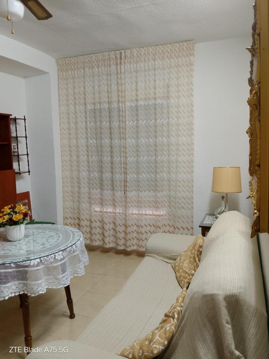 Flat for Rent in Granada