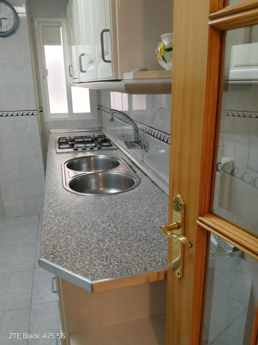 Flat for Rent in Granada