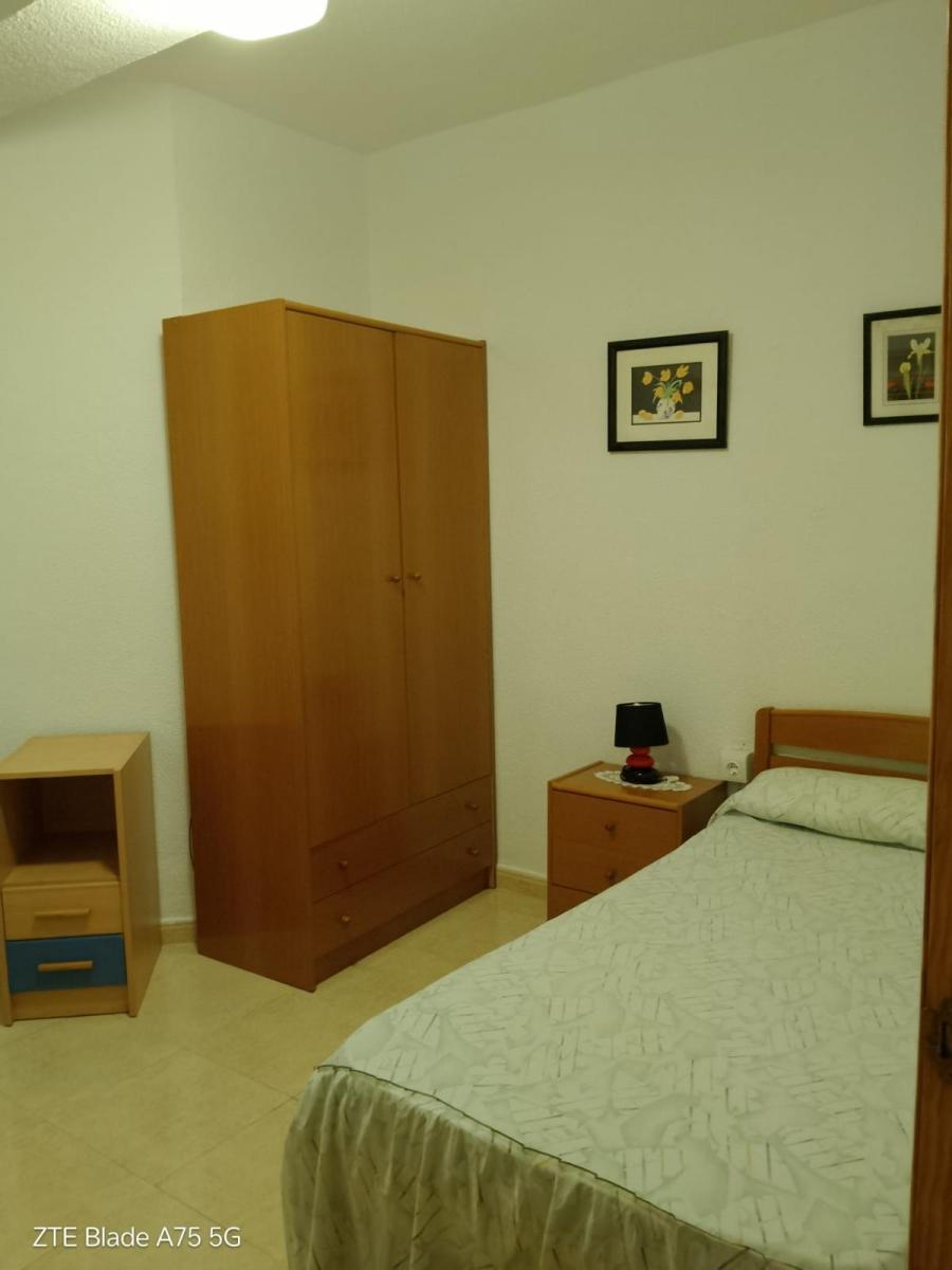 Flat for Rent in Granada