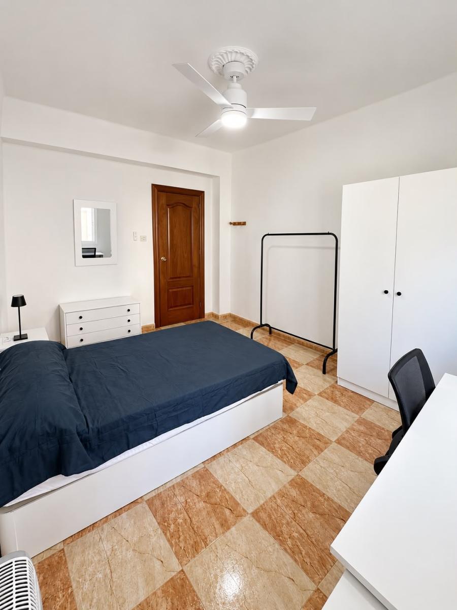 Flat for Rent in Granada