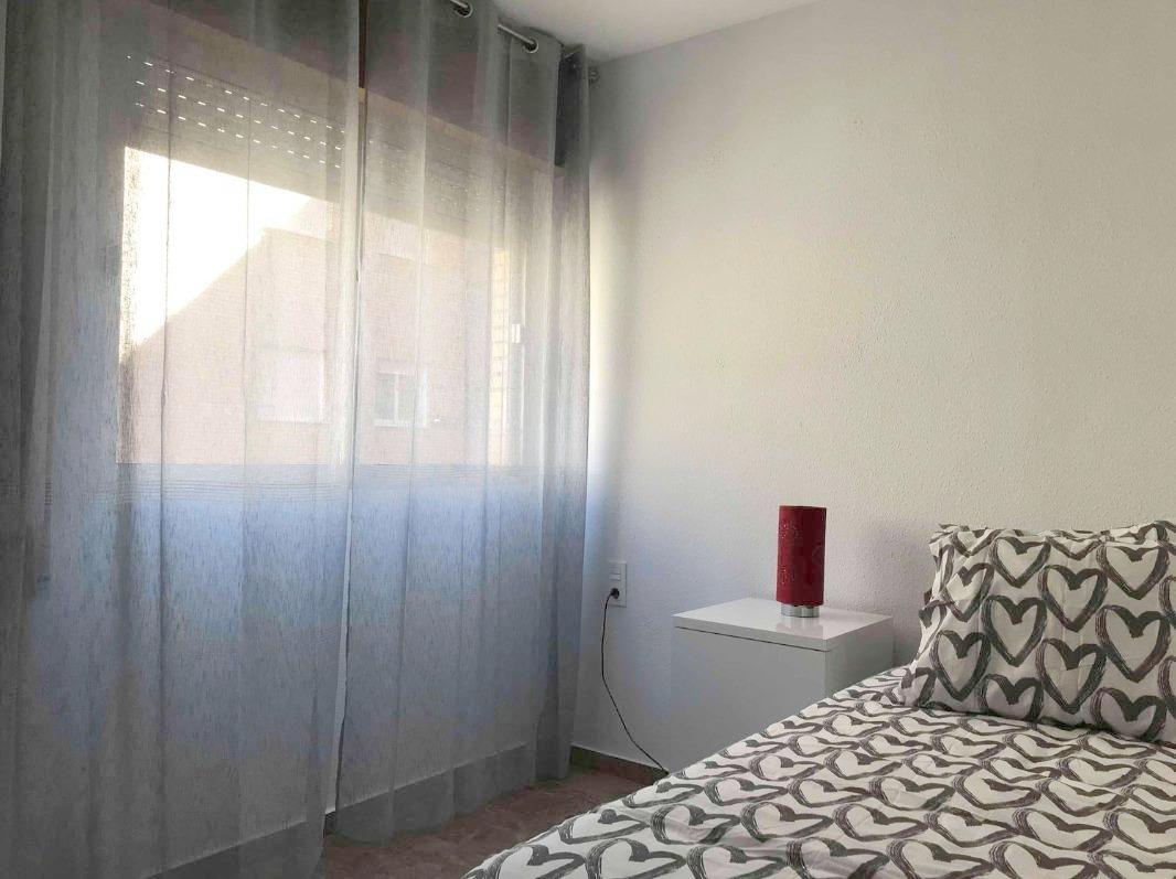 Flat for Rent in Granada