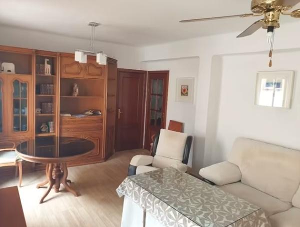 Flat for Rent in Granada