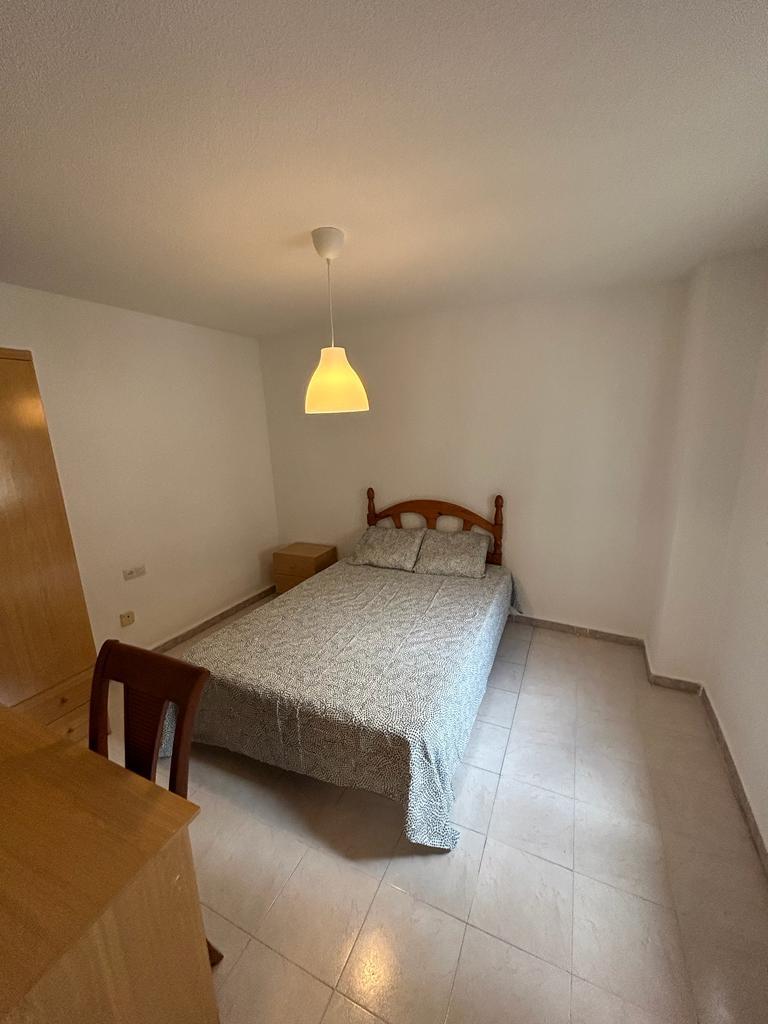 Flat for Rent in Granada