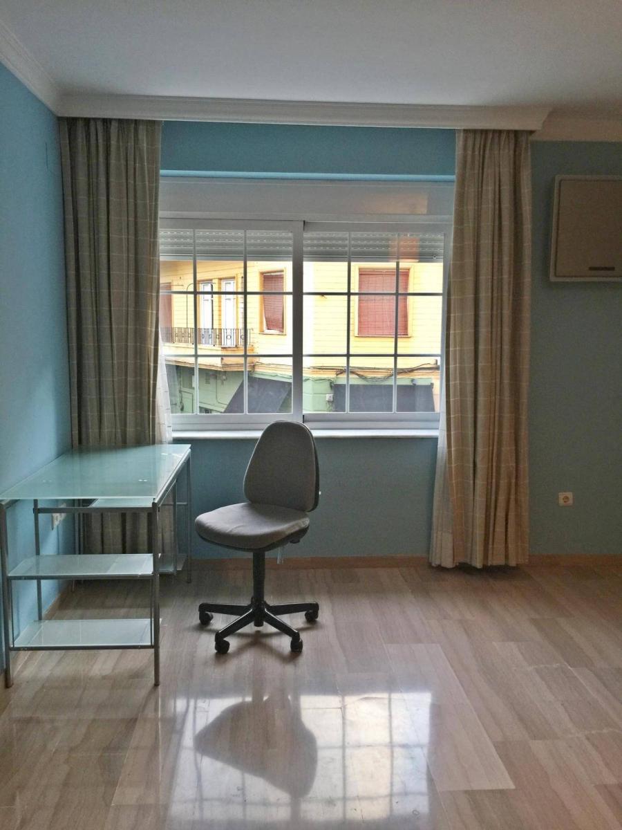 Flat for Rent in Granada