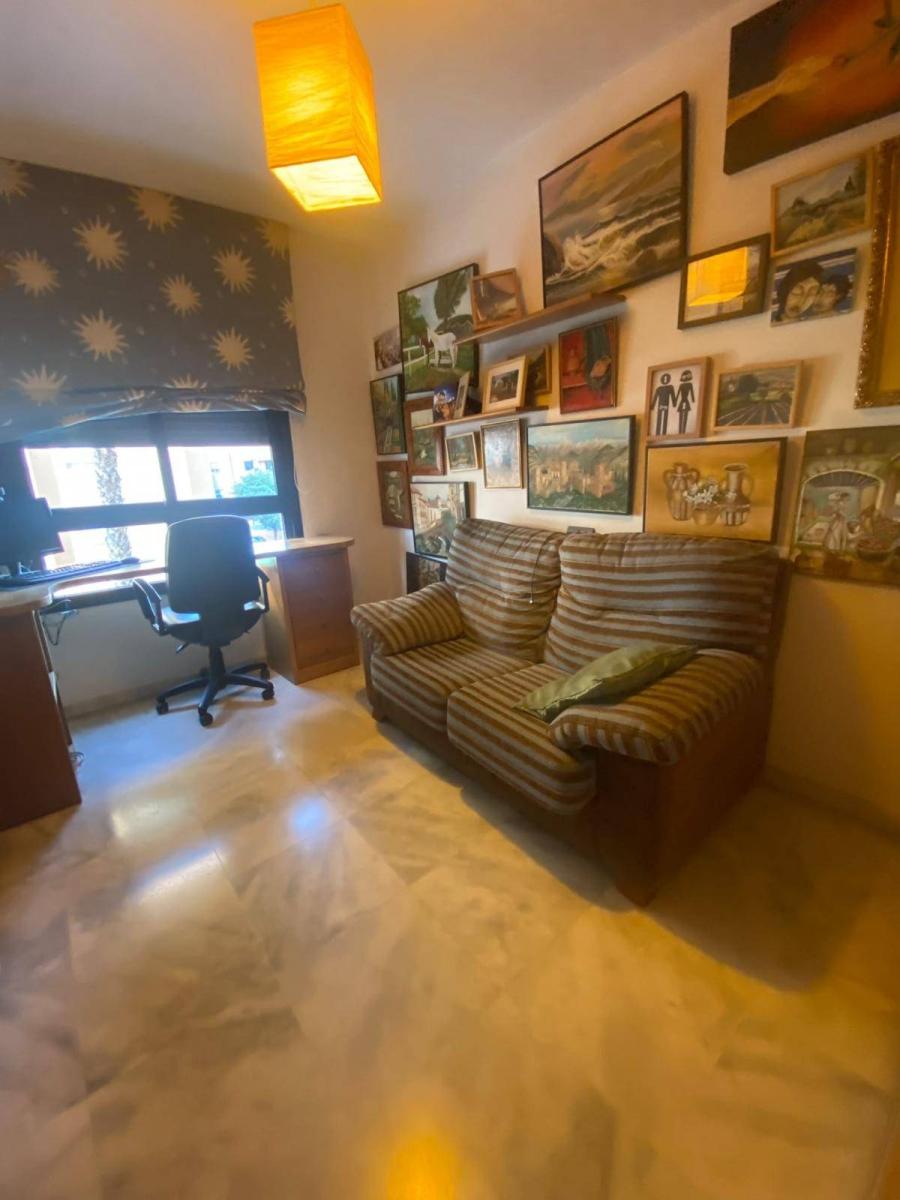Flat for Rent in Granada