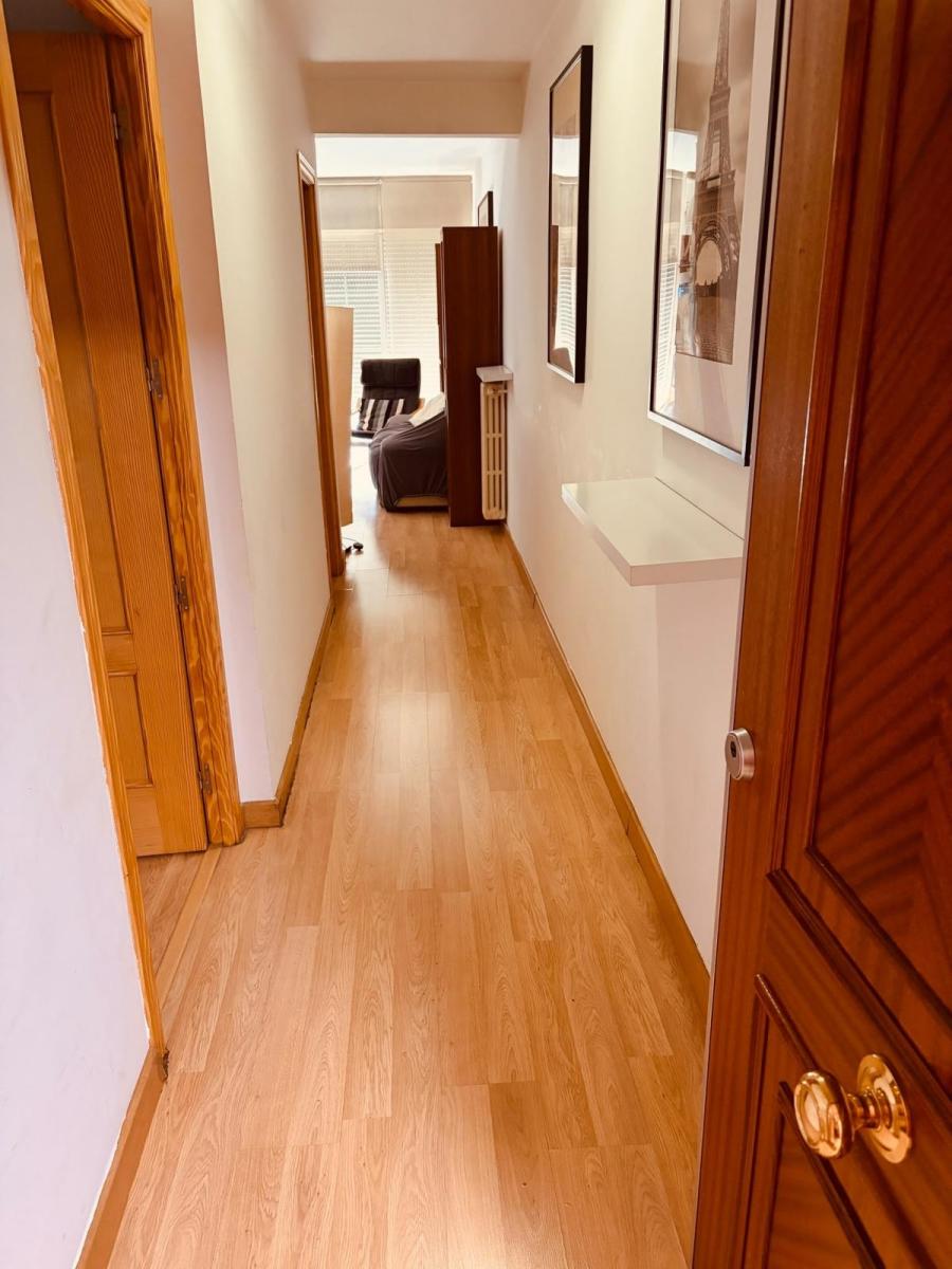 Flat for Rent in Granada