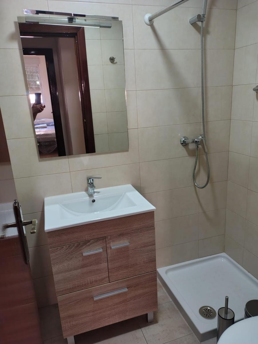 Flat for Rent in Granada