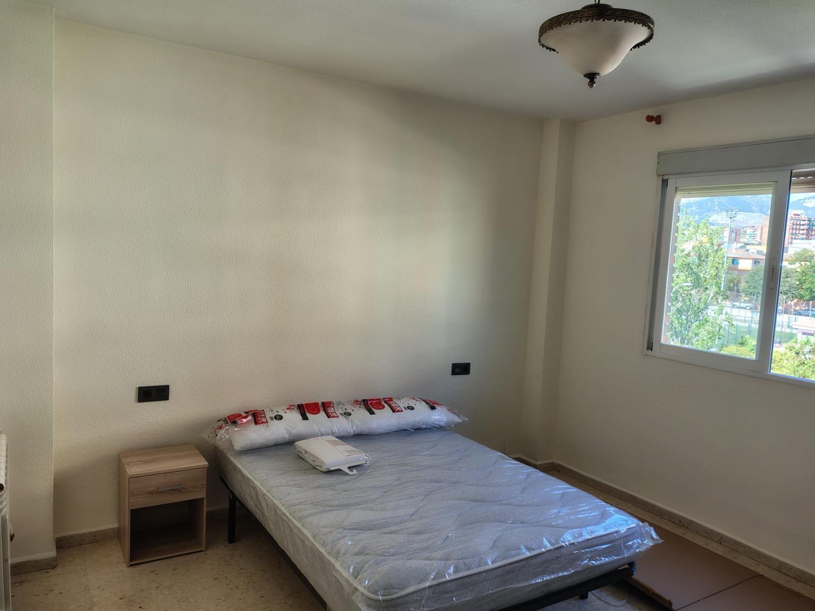 Flat for Rent in Granada