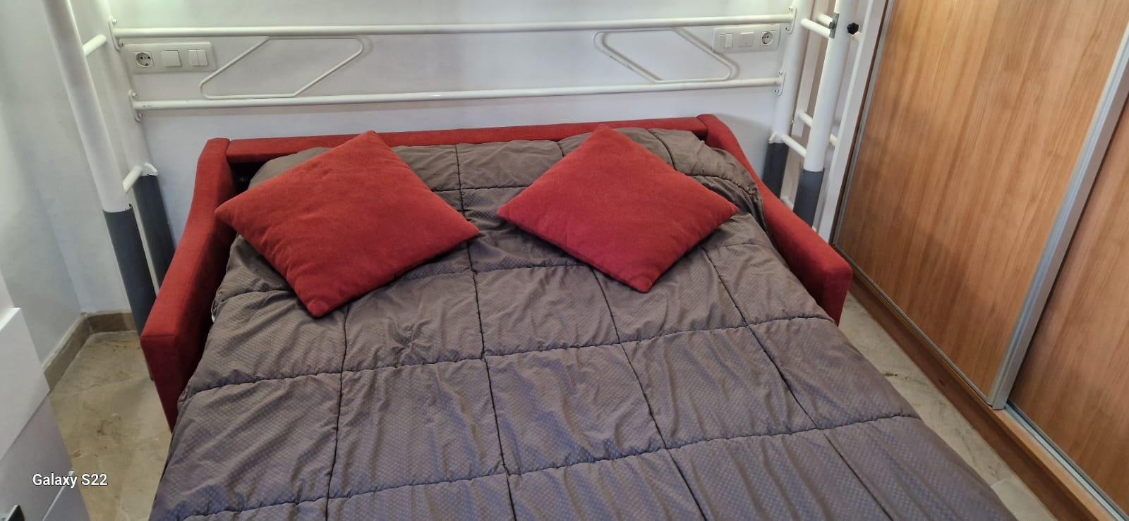 Flat for Rent in Granada