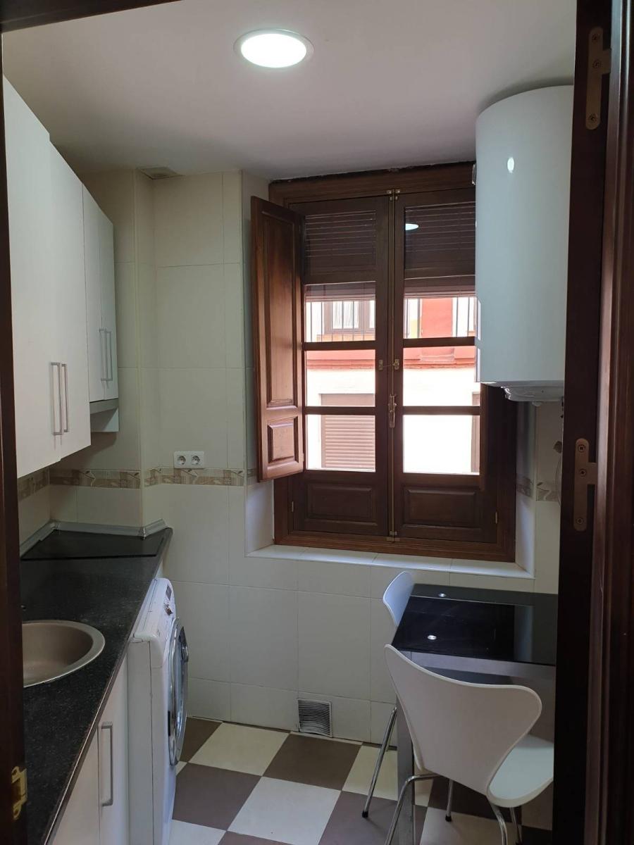 Flat for Rent in Granada