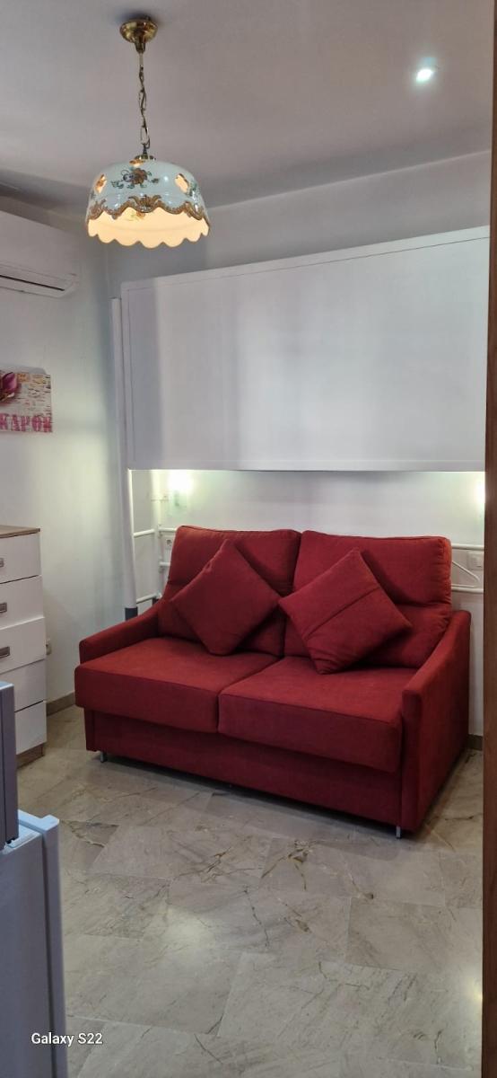 Flat for Rent in Granada