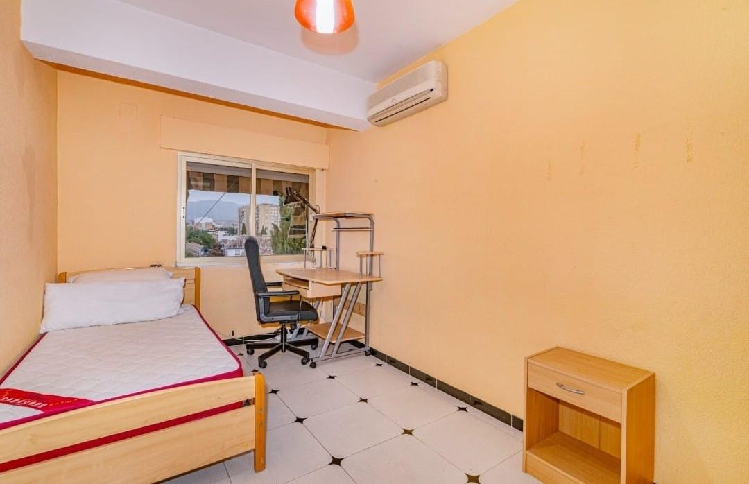 Flat for Rent in Granada