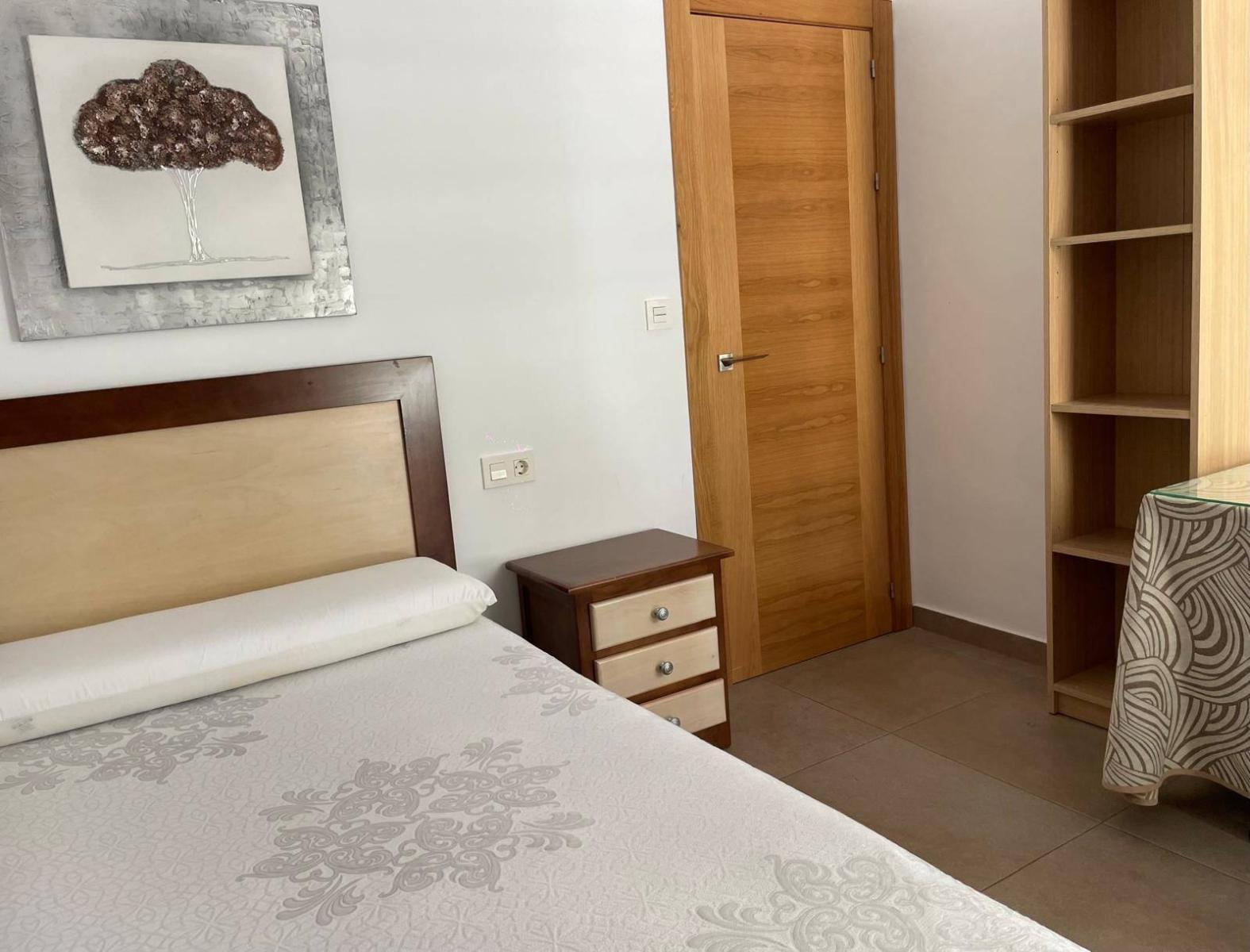 Flat for Rent in Granada