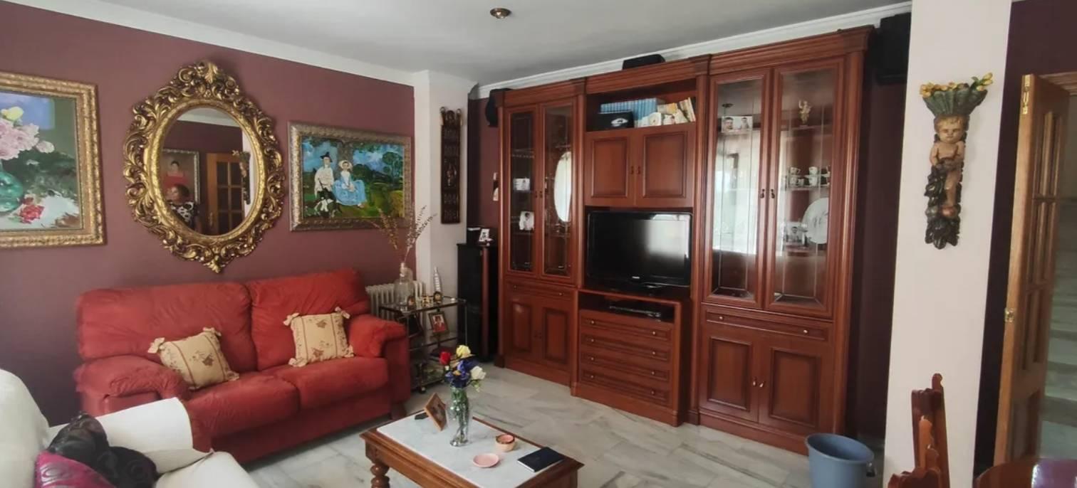 Duplex for Rent in Granada