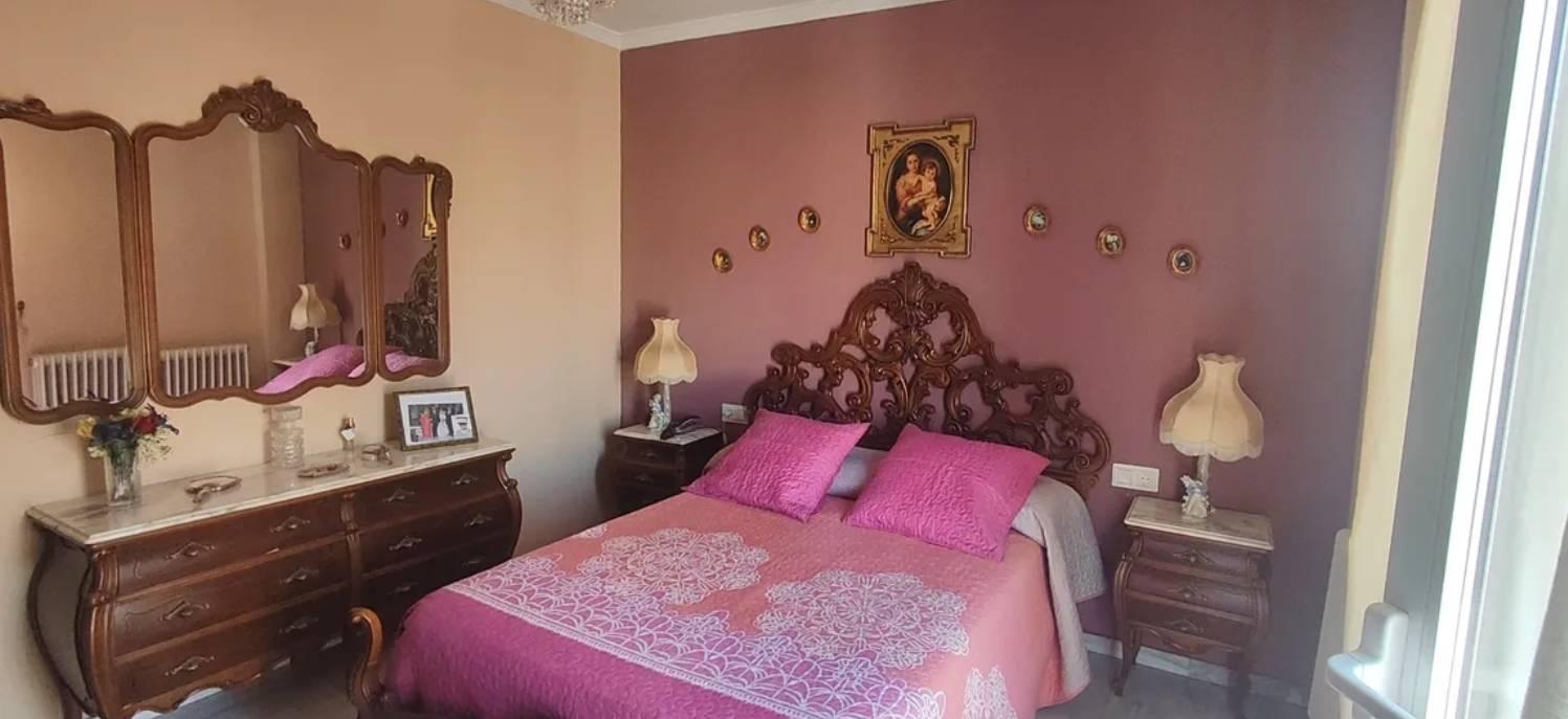 Duplex for Rent in Granada