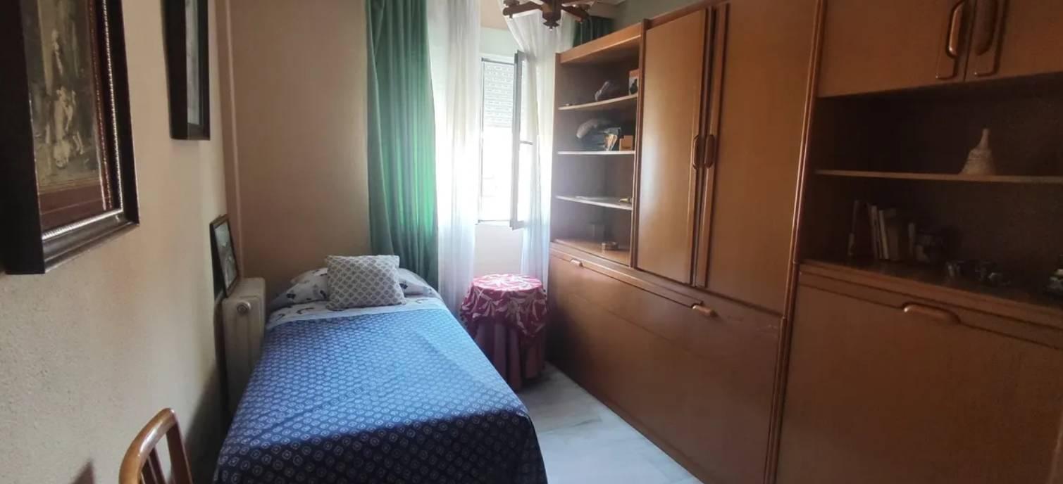 Duplex for Rent in Granada