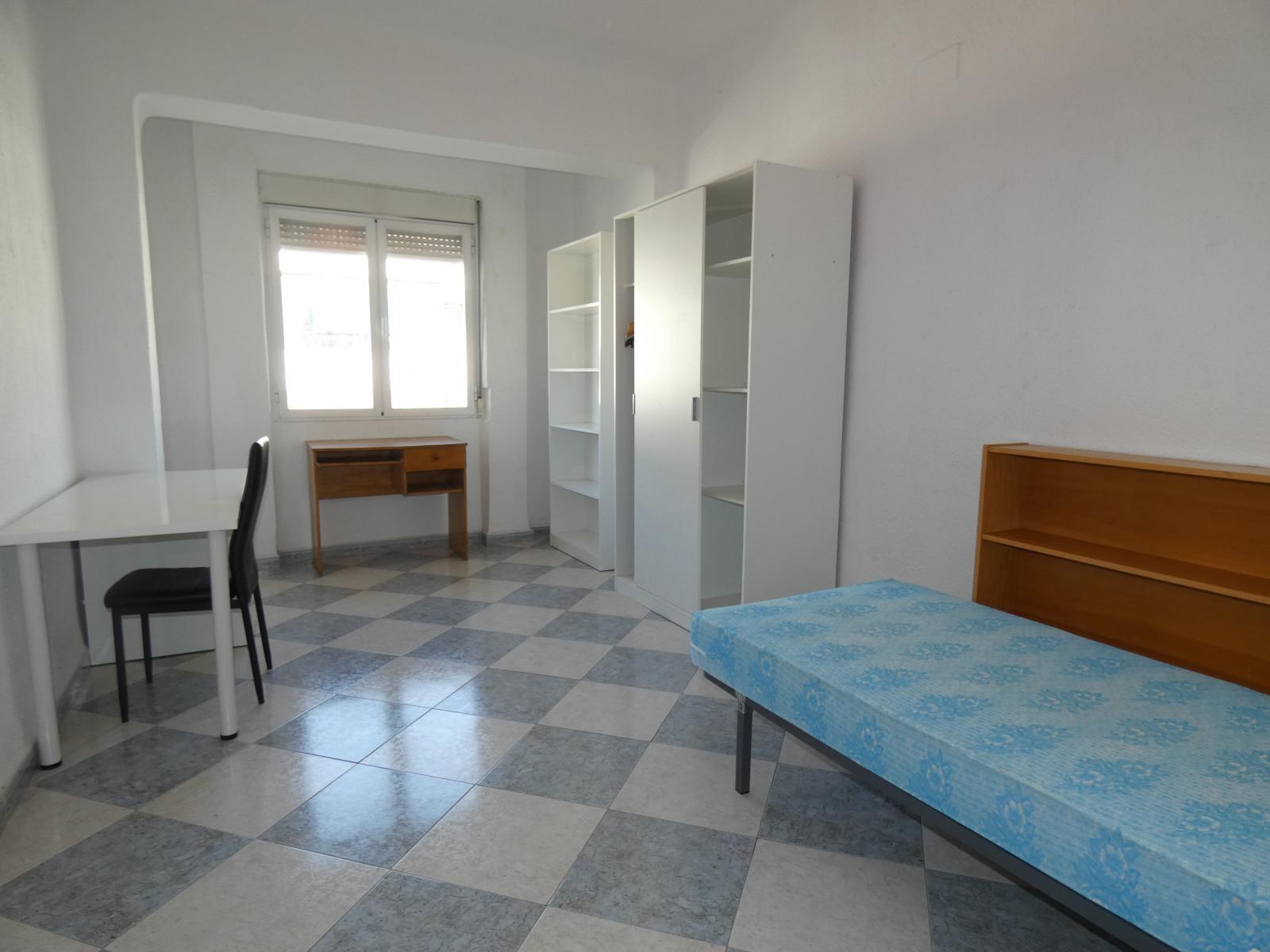 Flat for Rent in Granada