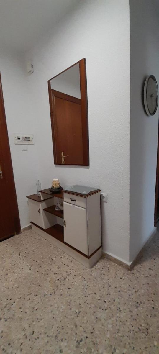 Flat for Rent in Granada