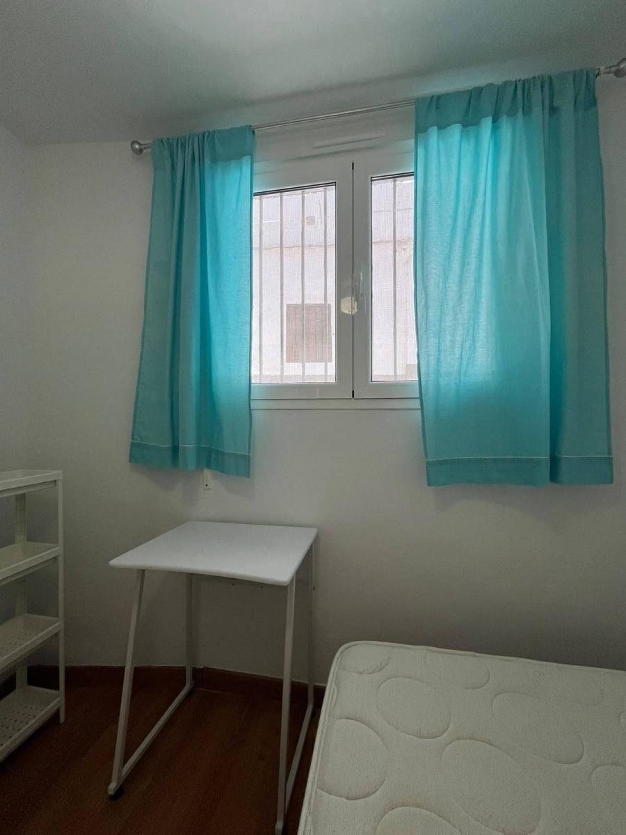 Flat for Rent in Granada