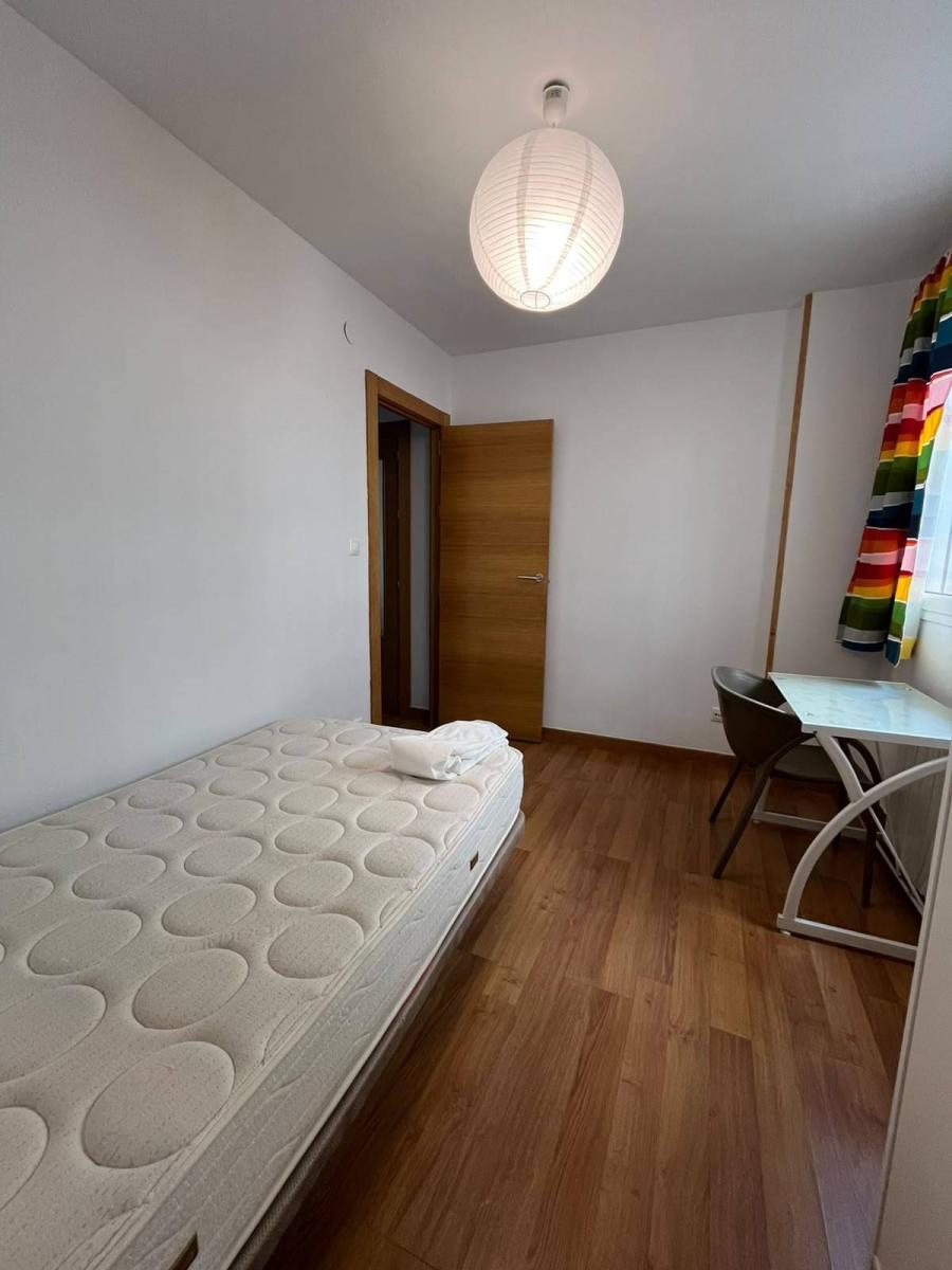 Flat for Rent in Granada