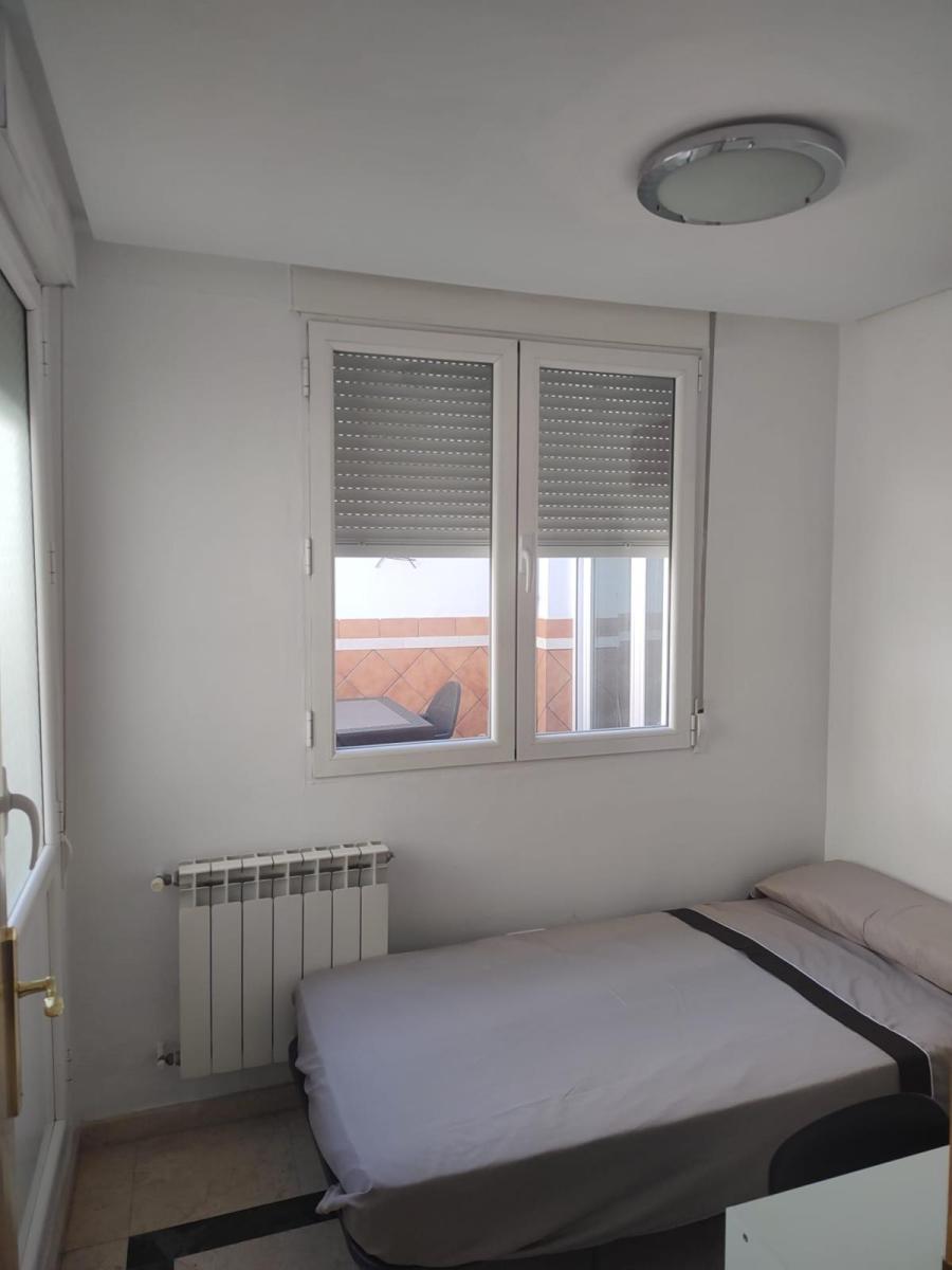 Penthouse for Rent in Granada