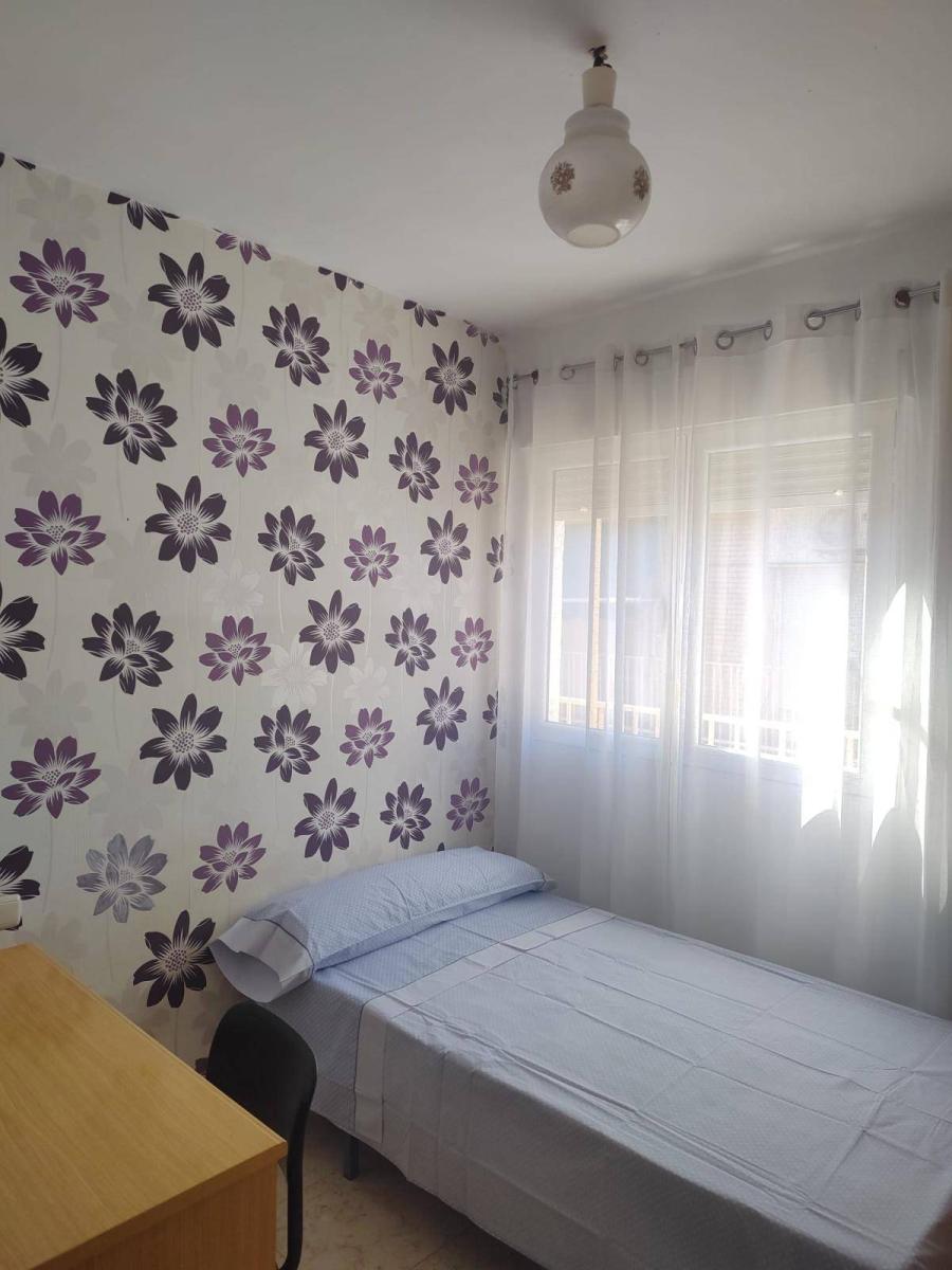 Penthouse for Rent in Granada