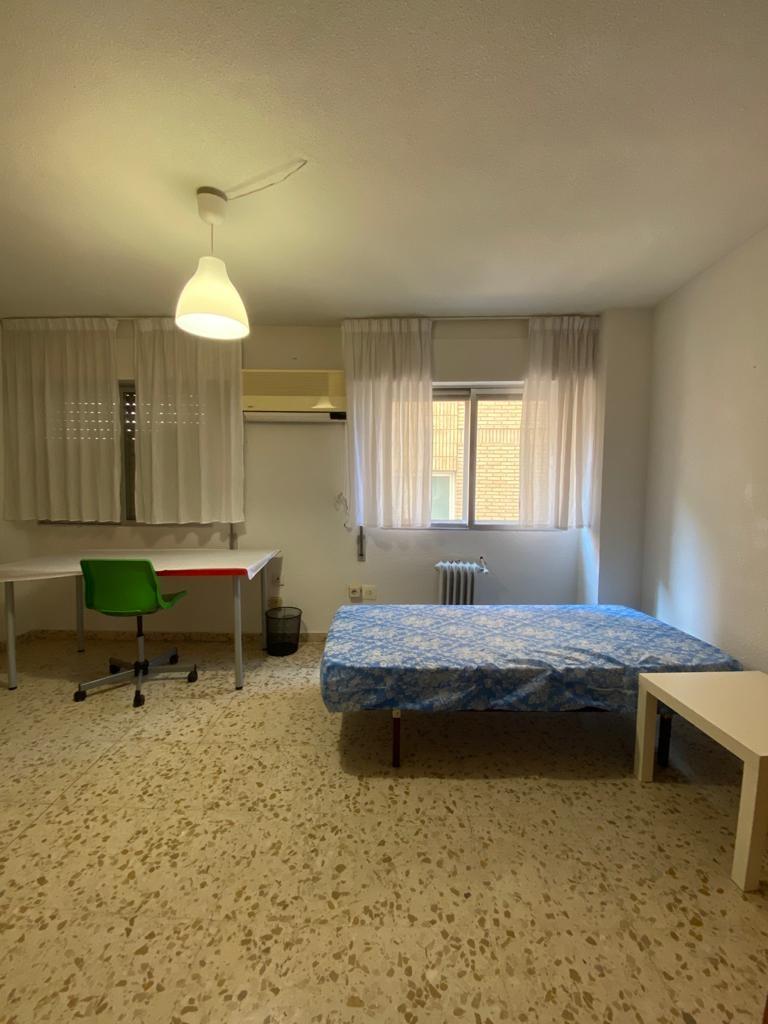 Flat for Rent in Granada